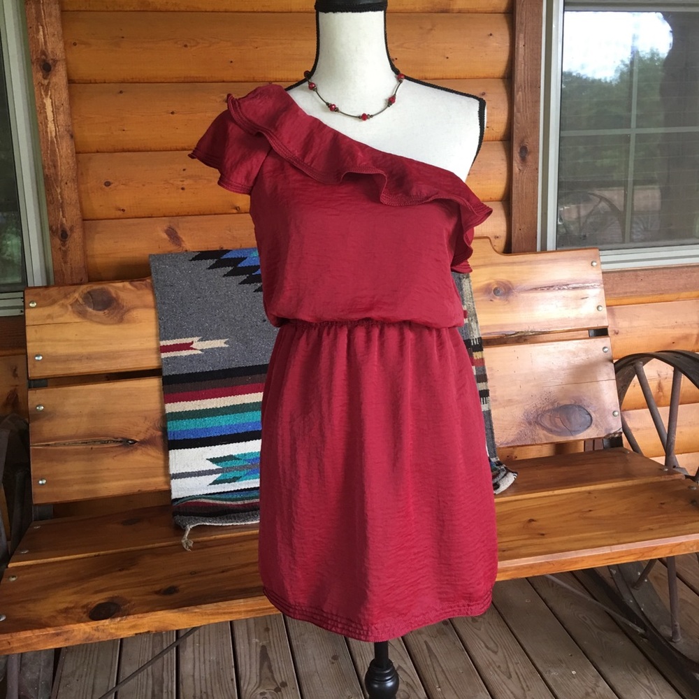 CHELSEA & VIOLET One Shoulder Ruffle Dress